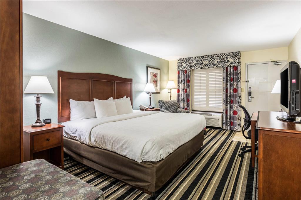 Clarion Pointe Research Park